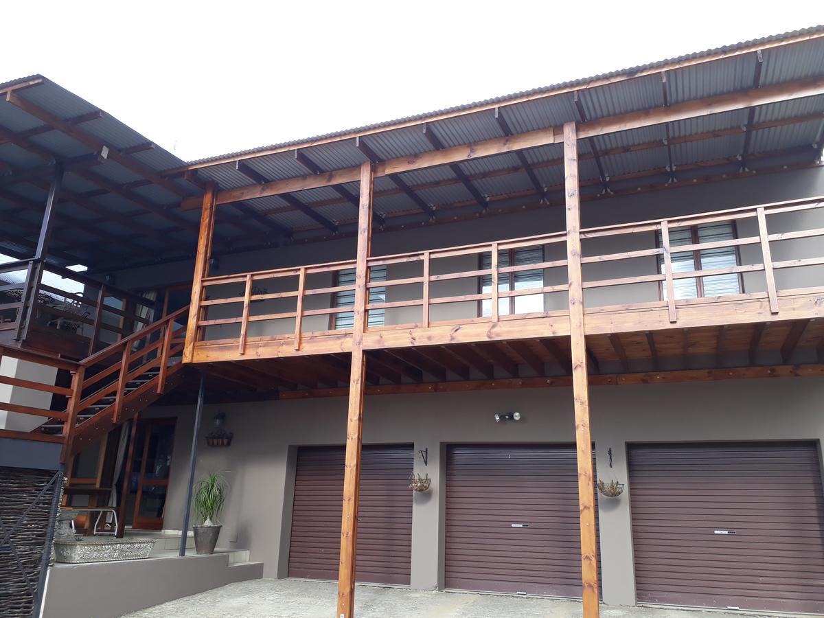 The Upper Deck Apartment Swellendam Bagian luar foto