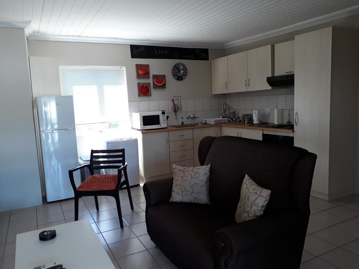 The Upper Deck Apartment Swellendam Bagian luar foto